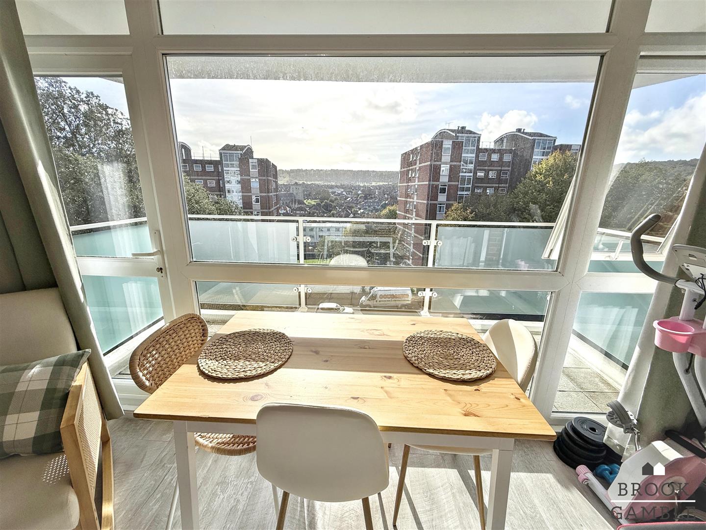 2 Bedroom Apartment. Arlington House in Eastbourne, East Sussex 11